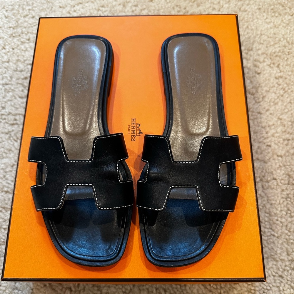 Hermes Oran Sandals Black Size 36.5